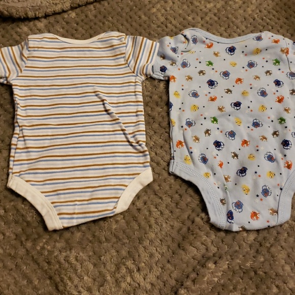 0-3 boys bodysuit - Picture 2 of 3